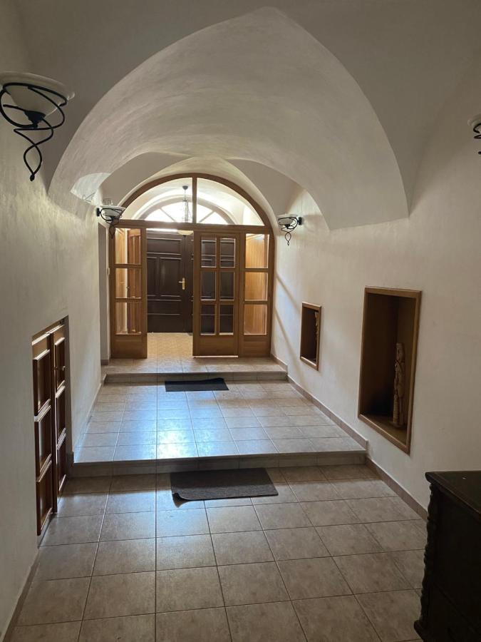 Sebivi Apartments Baroko & Family 포프라트 외부 사진